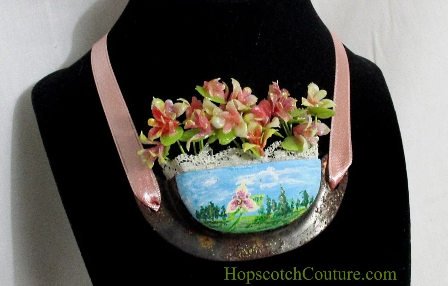 3d Still life flower necklace handmade by Marelle Couture. https://marellecouture.etsy.com #flowernecklace #3dflowernecklace #handmadejewelry #MarelleCouture